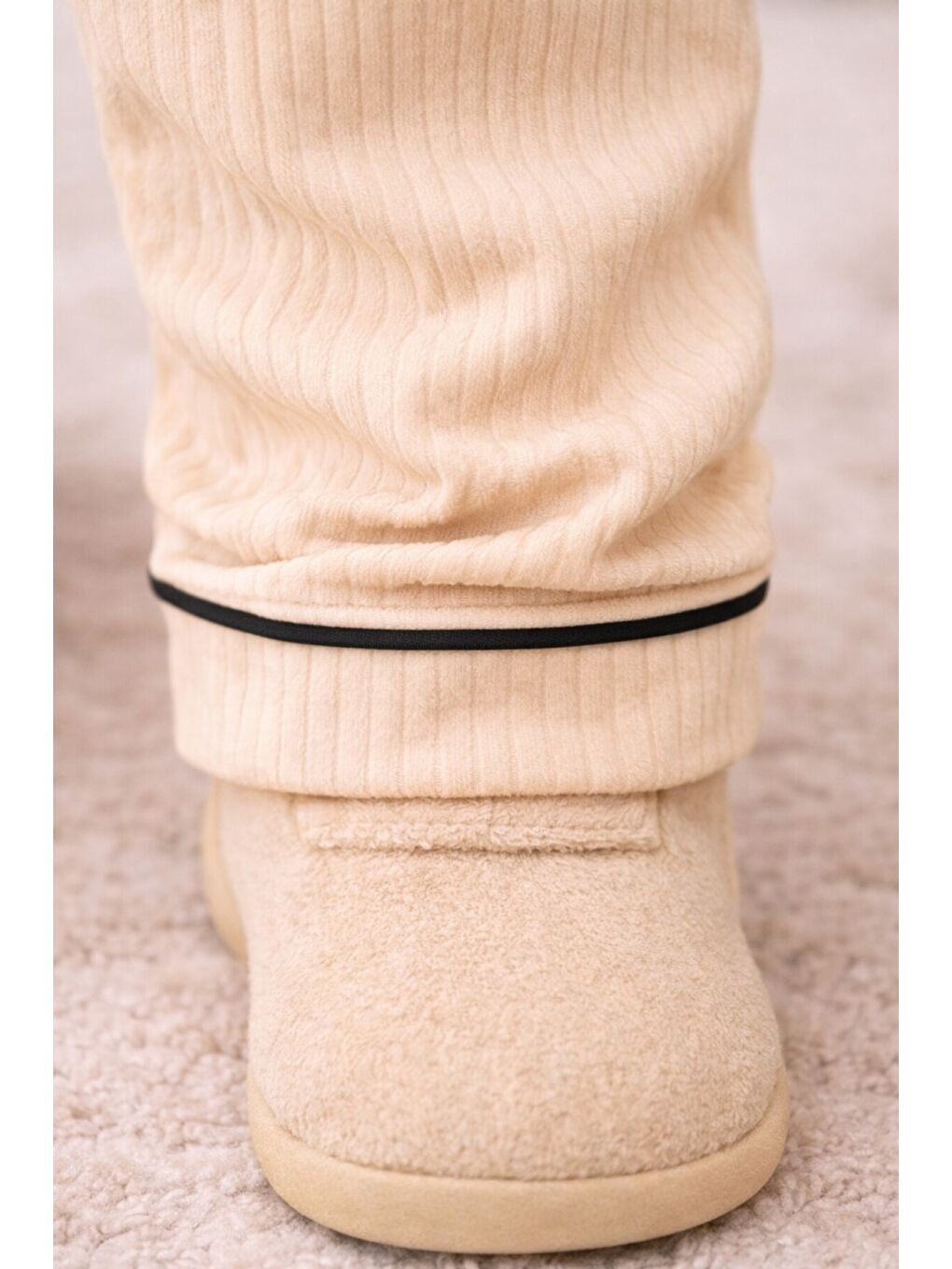 Bej Bebek Düğmeli Pijama Takımı Yumuşak Kumaş Uzun Kollu-5