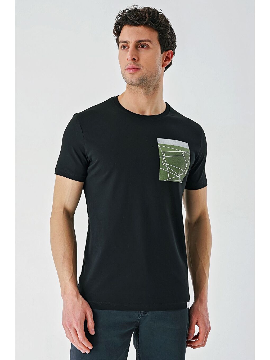 Siyah Baskılı Bez Ayağı Bisiklet Yaka %100 Pamuk Casual Slim Fit Dar Kesim Tişört 1011240169-2