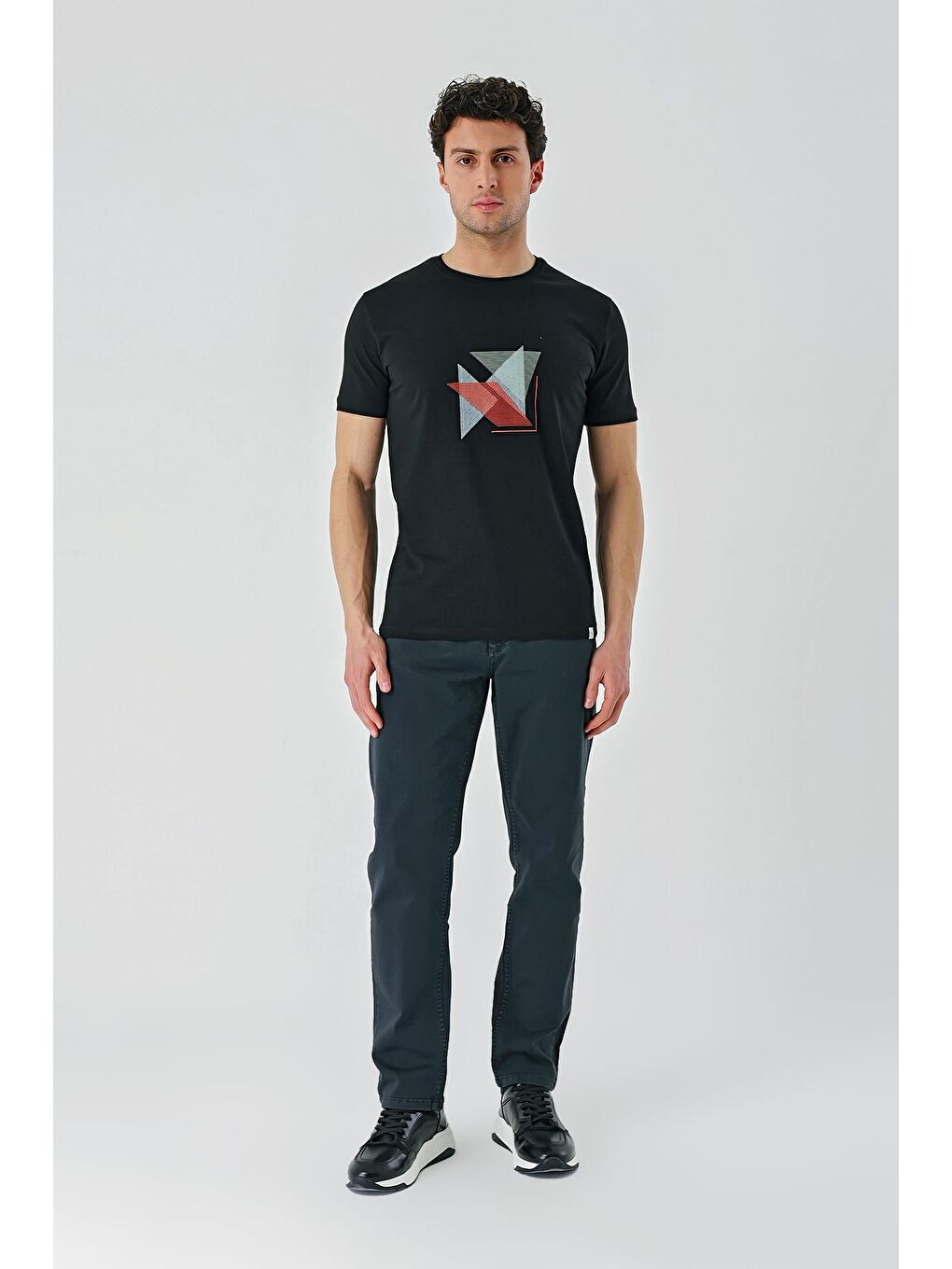 Siyah Baskılı Bez Ayağı Bisiklet Yaka %100 Pamuk Casual Slim Fit Dar Kesim Tişört 1011240169-6