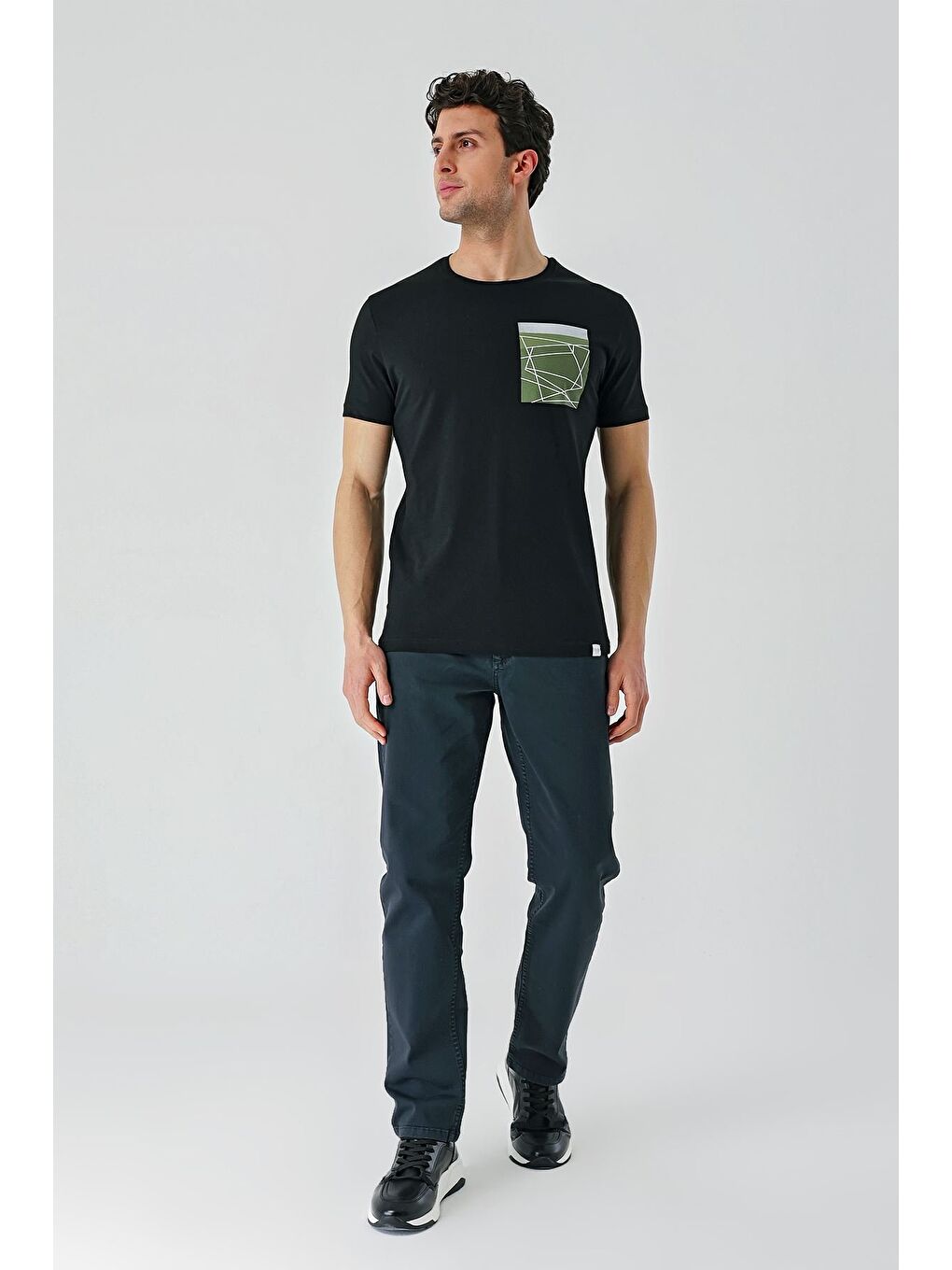 Siyah Baskılı Bez Ayağı Bisiklet Yaka %100 Pamuk Casual Slim Fit Dar Kesim Tişört 1011240169-8