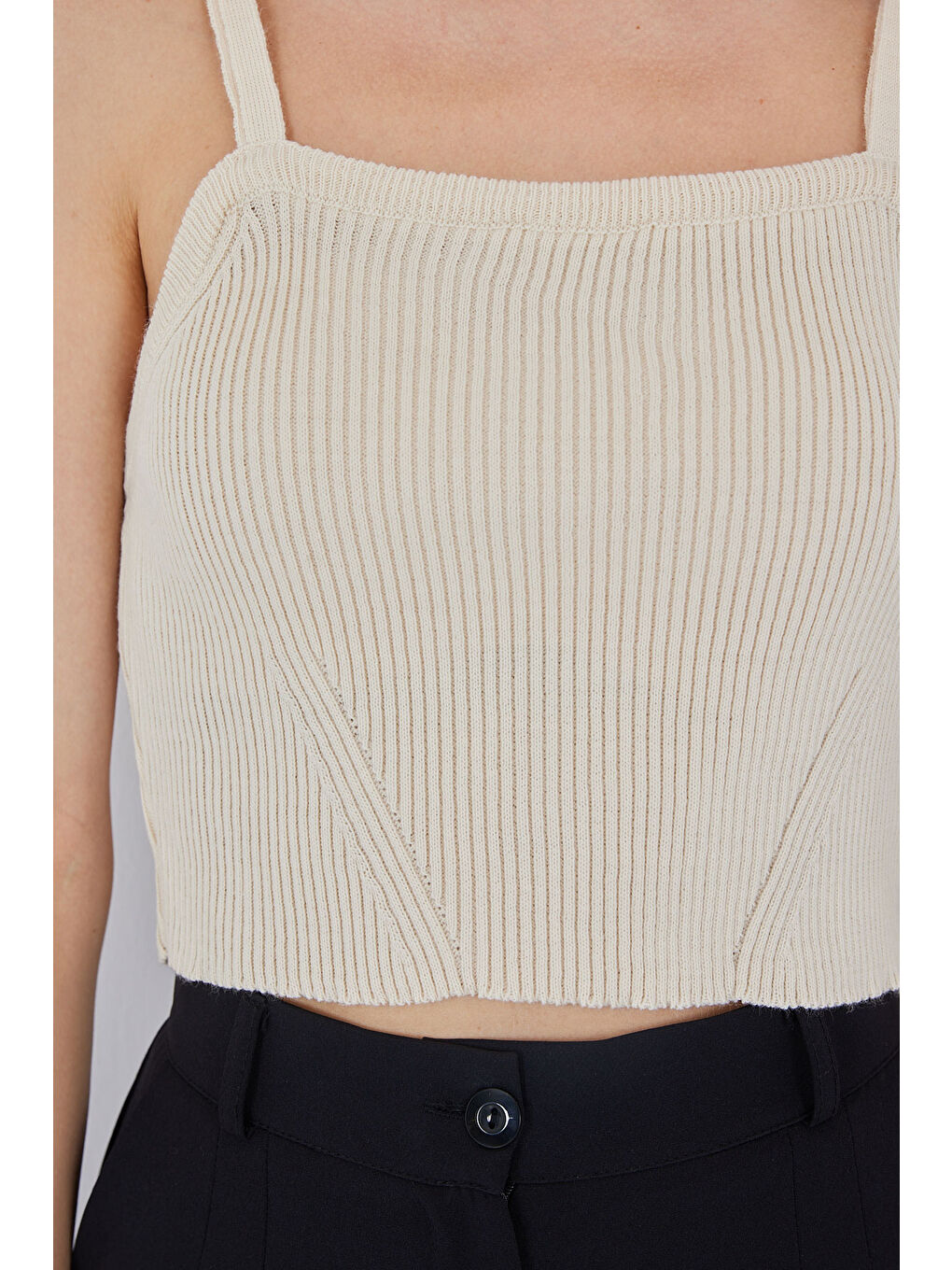 Ekru Kadın Askılı Crop Top Bluz 15934 - Krem-4