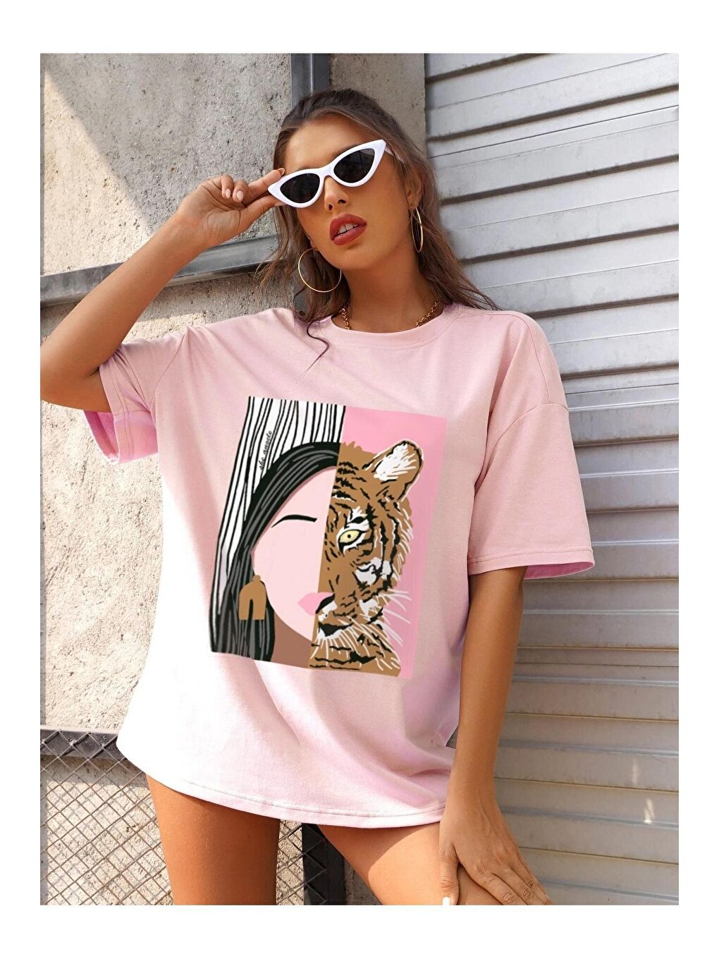 Trendseninle Pembe Kadın Pudra Pembe Leopar Baskılı Oversize Tişört