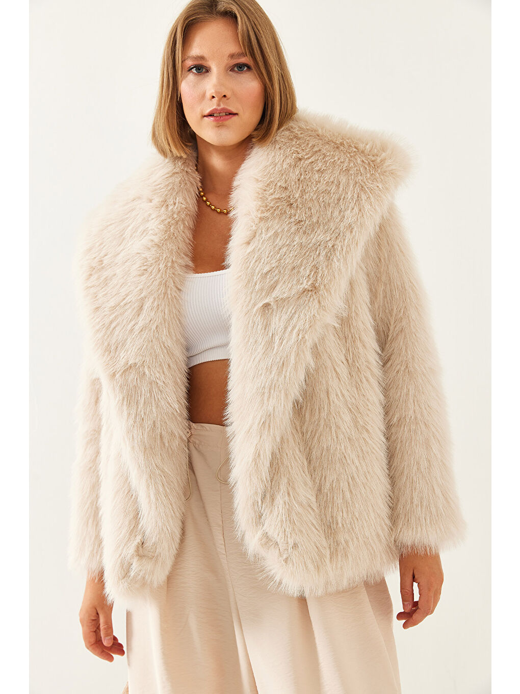 Bej Kadın Yakalı Astarlı Premium Kürk MBMS-1