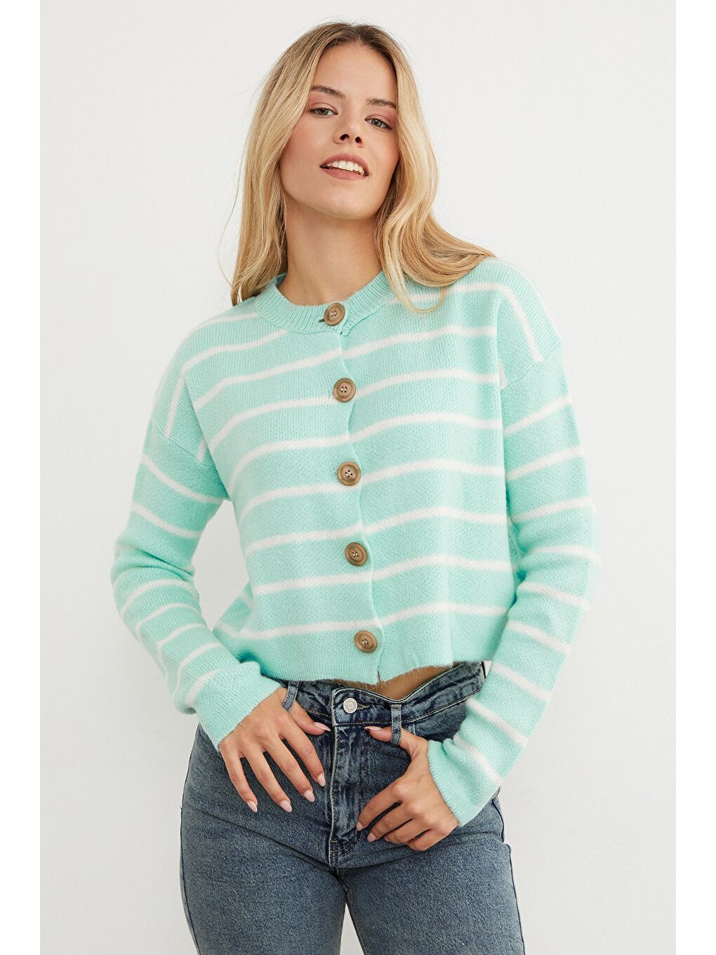 Yeşil Çizgili Düğmeli Triko Hırka-4