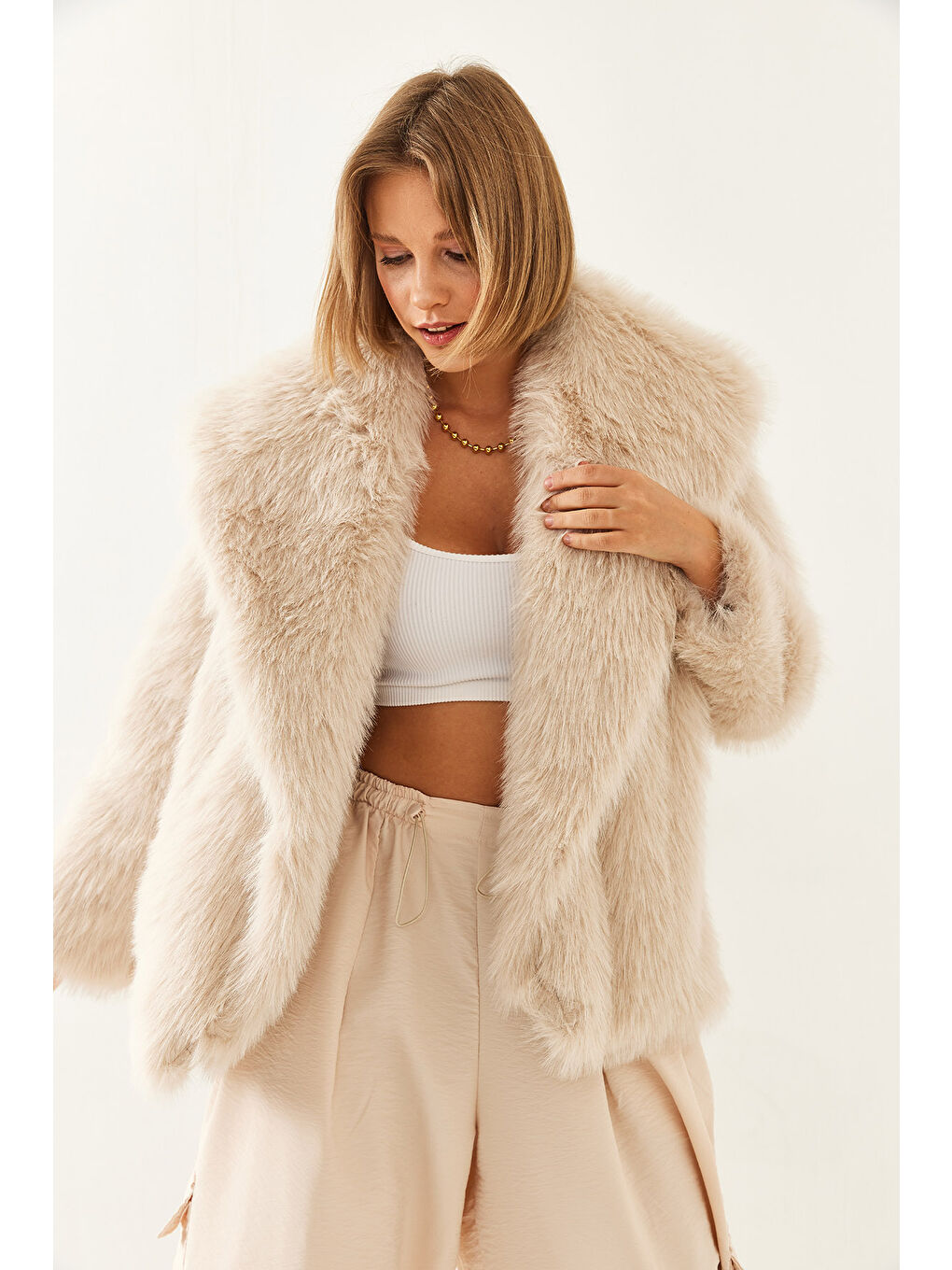 Bej Kadın Yakalı Astarlı Premium Kürk MBMS-4