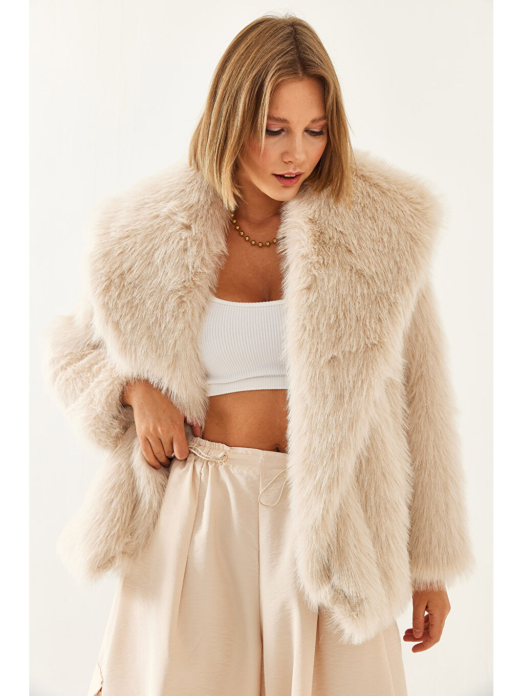 Bej Kadın Yakalı Astarlı Premium Kürk MBMS-7