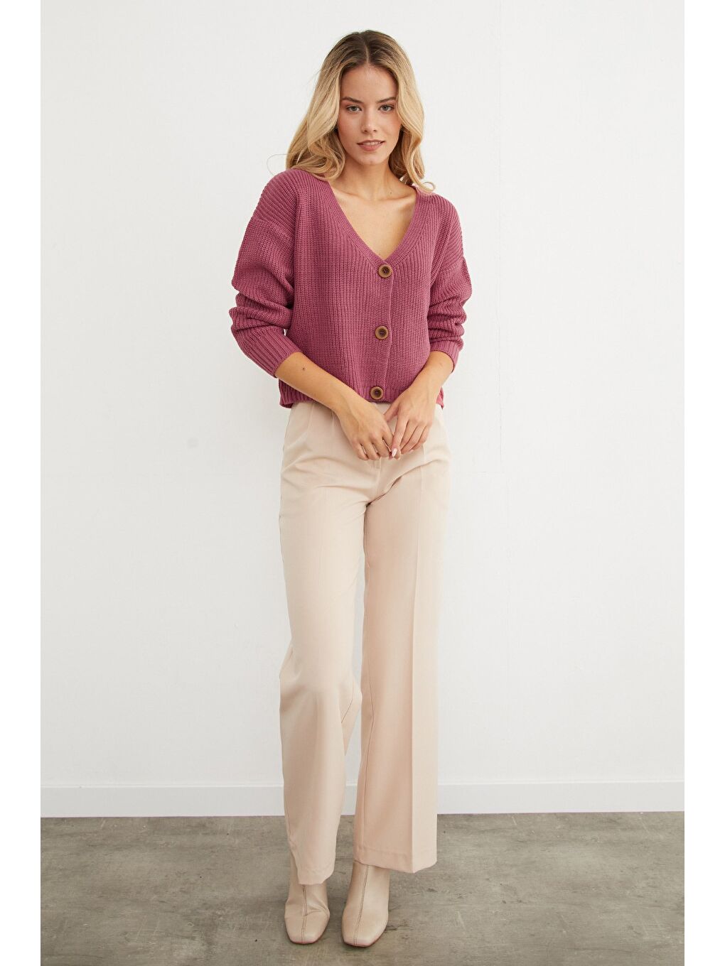 Pembe Düğmeli V Yaka Triko Hırka-2