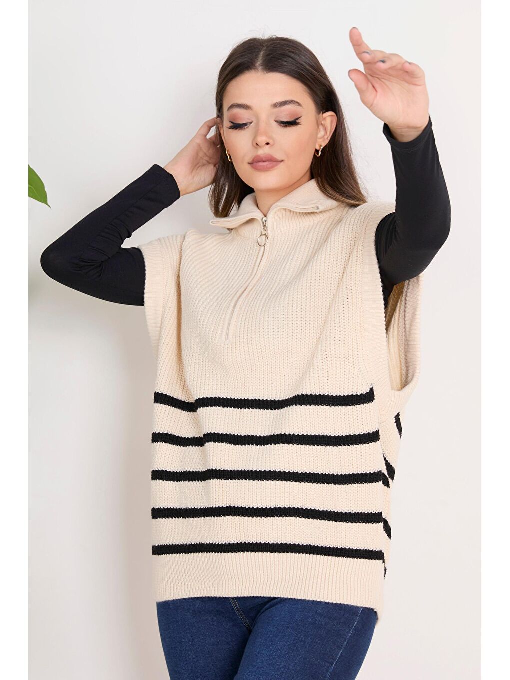 Gömlek Yaka Kadın Bej Fermuarlı Triko Kazak - 23370-2