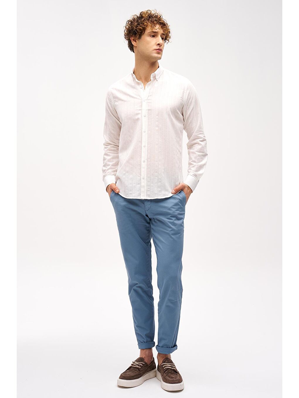 Beyaz Dynamic Fit  Düğmeli Yaka Çizgili Uzun Kollu Cepsiz %100 Pamuk Gömlek-3