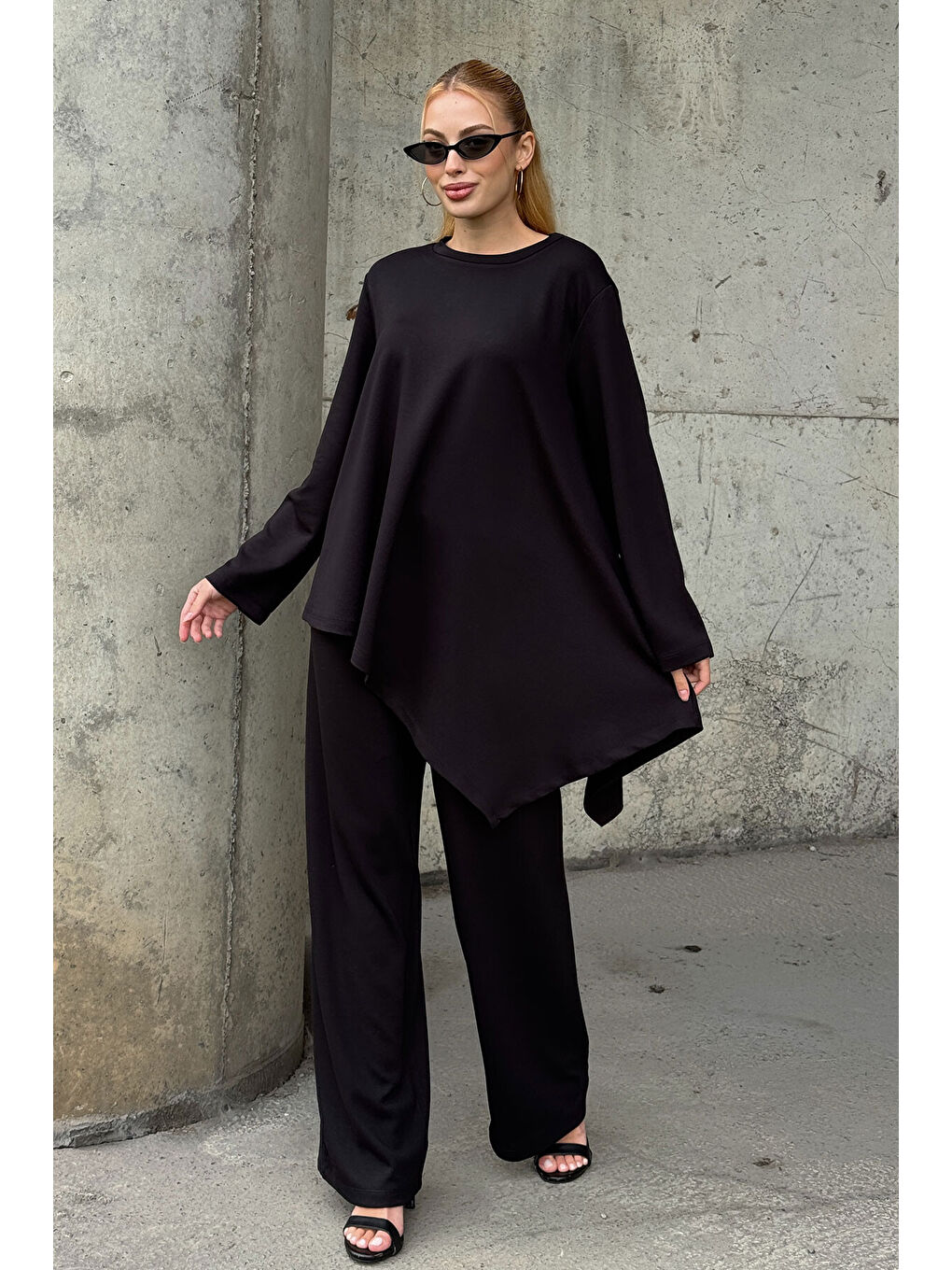 Rahat Kalıp Asimetrik Bluz Ve Pantolon Modal Kumaş Takım Siyah-1