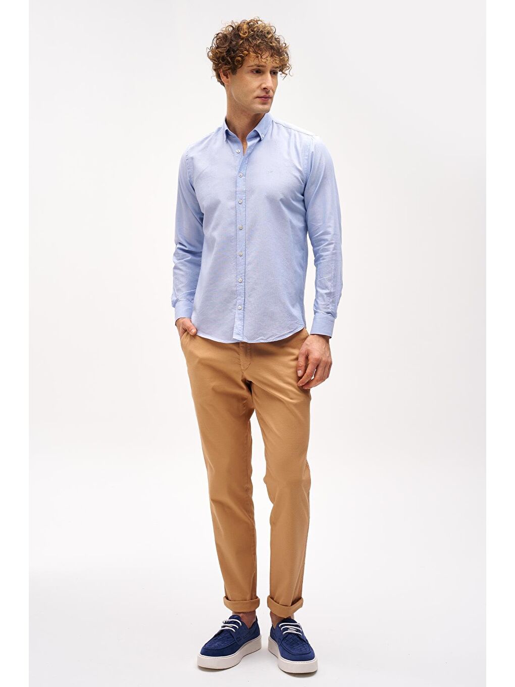 Mavi Dynamic Fit Düğmeli Yaka Düz Uzun Kollu Cepsiz Pamuklu Gömlek-3