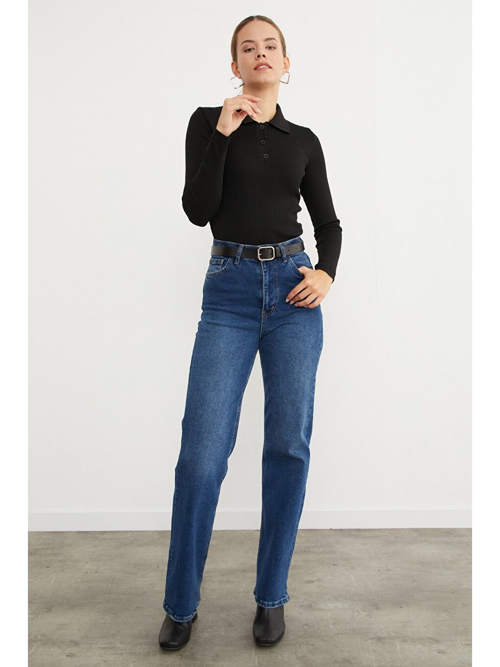 Siyah Fitilli Polo Yaka Yarım Düğmeli Triko Kazak-1