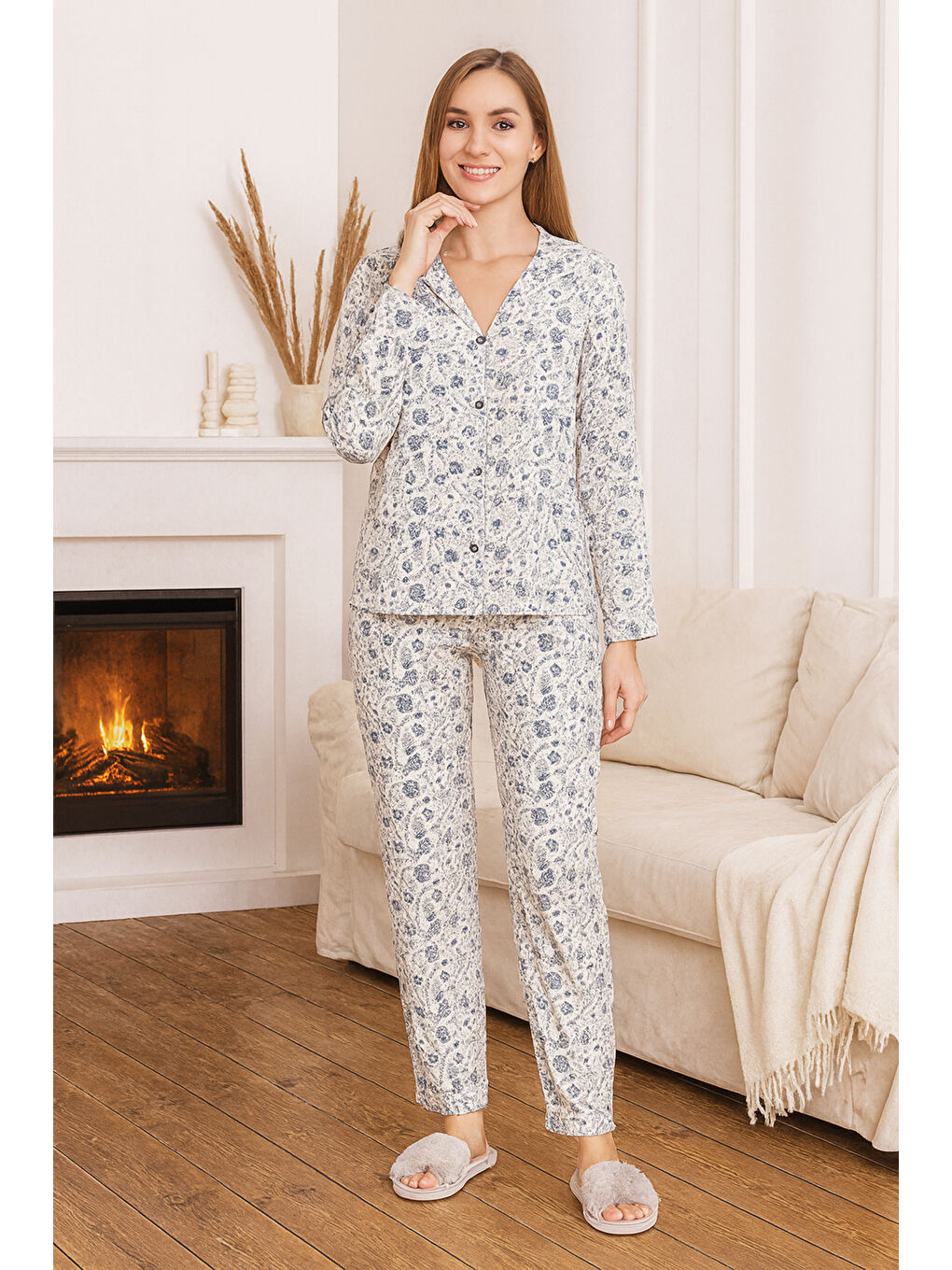 Kadın Çiçek Desen Suprem Önü Düğmeli Pijama Takımı 0469 Beyaz-2