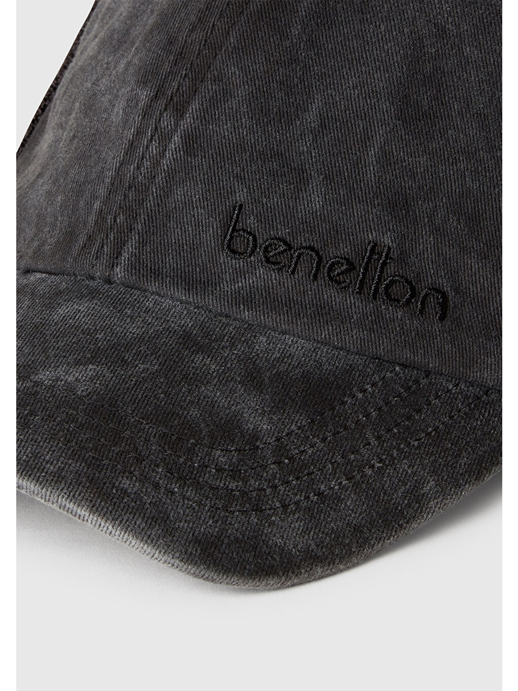 Erkek Siyah Logolu Beyzbol Şapkası-2