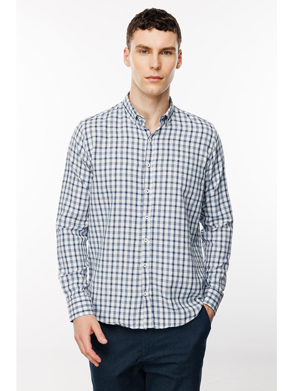 Lacivert Dynamic Fit  Düğmeli Yaka Ekose Uzun Kollu Cepsiz Pamuklu Gömlek-3