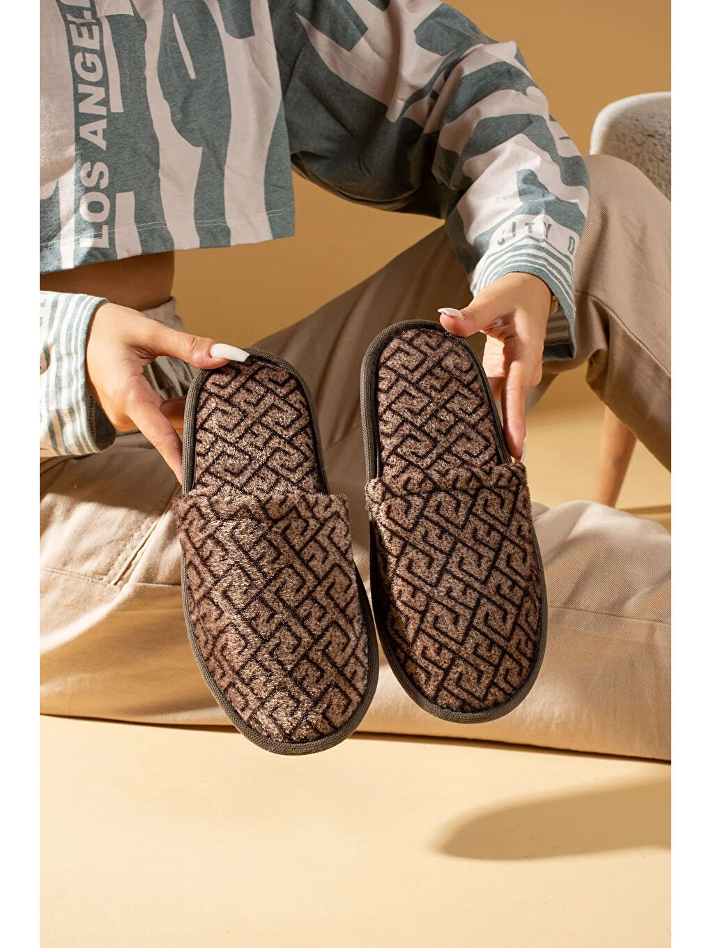 Karışık Pvc Rahat Taban Polar Önü Kapalı Erkek 6 lı Ev Terliği TKM038-6lı-1