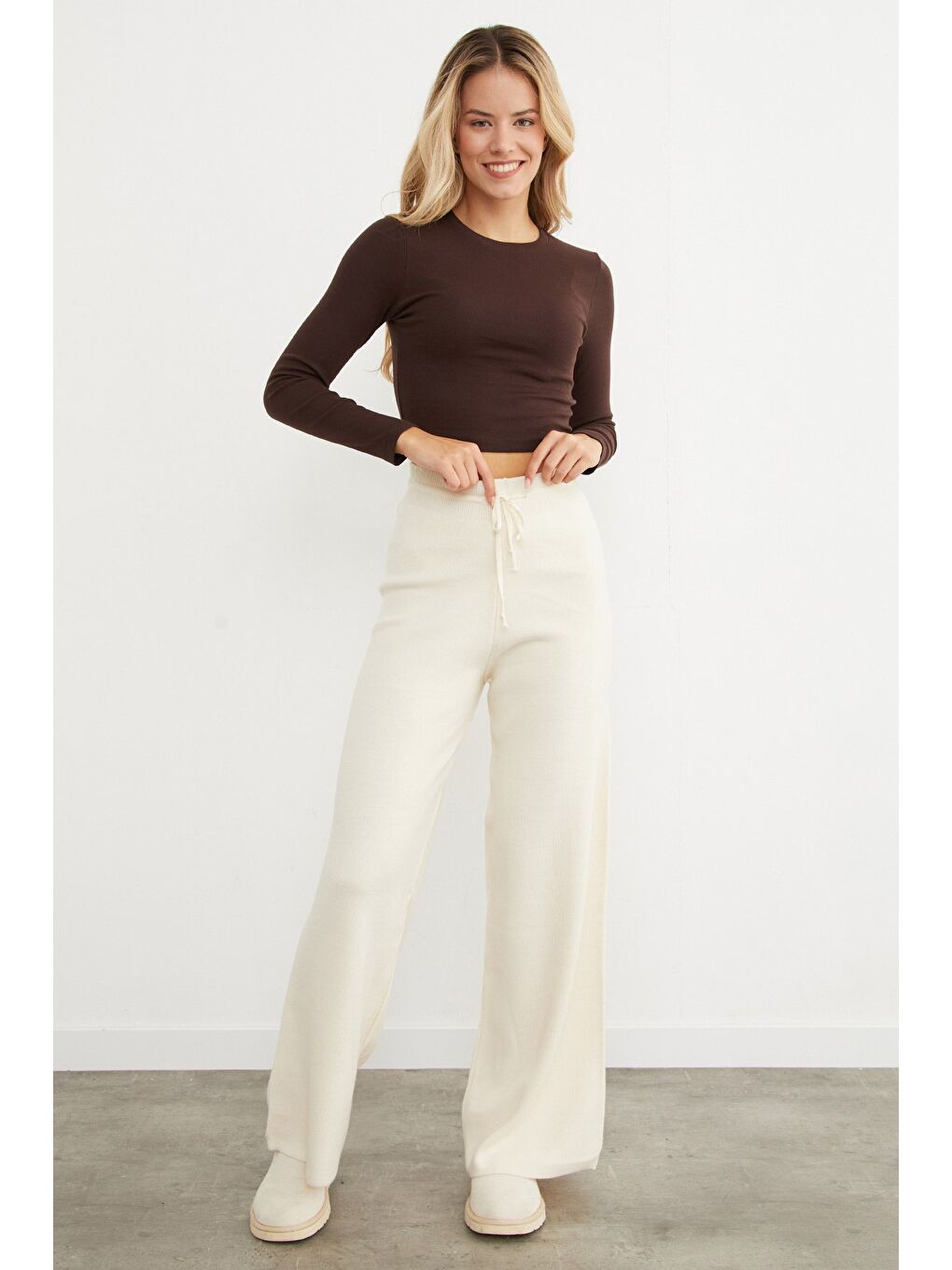 Bej Beli Lastikli Palazzo Triko Pantolon