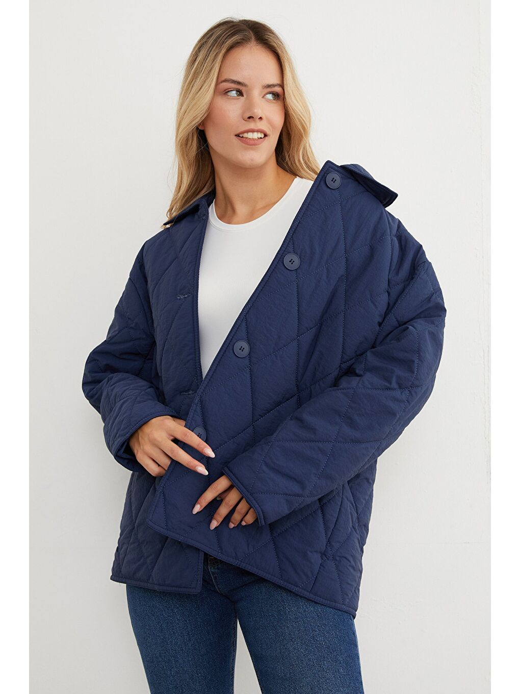 Lacivert Baklava Desen Kapitone Oversize Düğmeli Mont-1