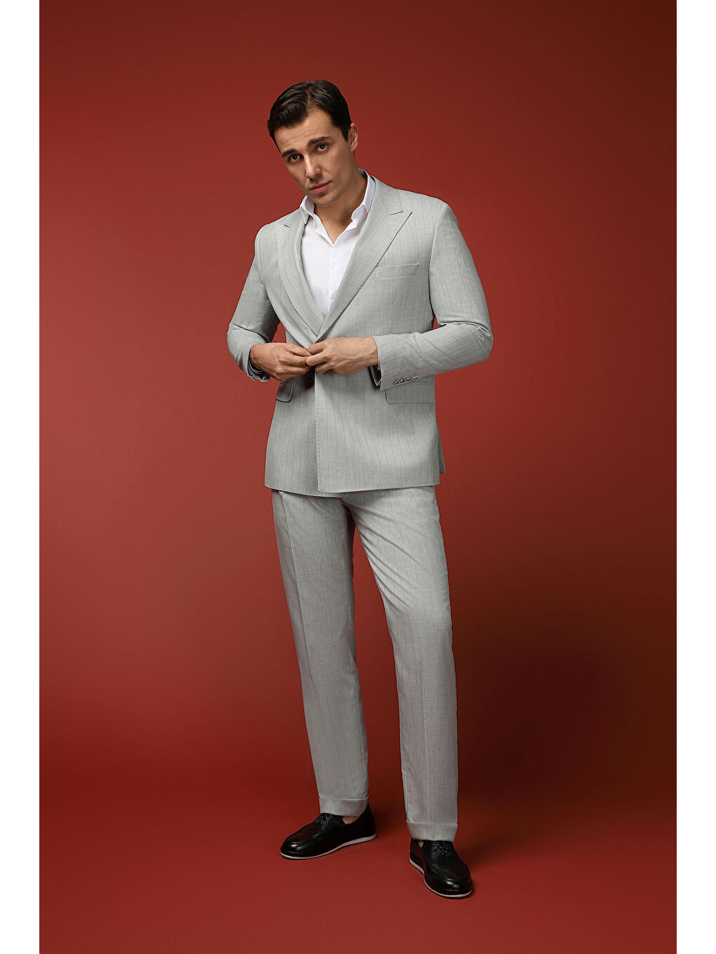 Gri Slim Fit Dar Kesim Çizgili İtalyan Kesim Kruvaze Takım Elbise-1