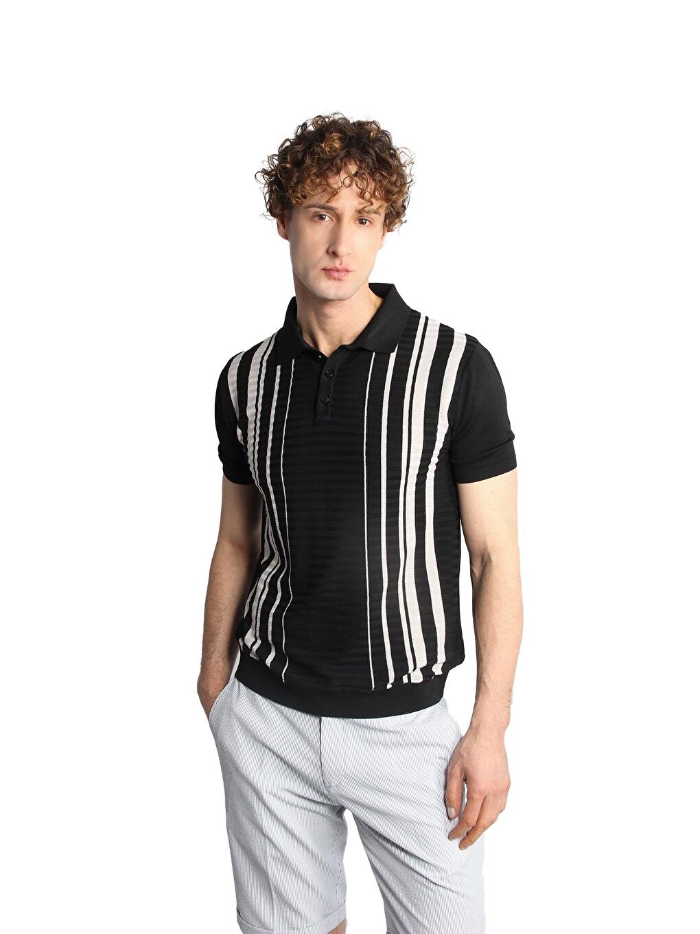 Siyah Slim Fit Dar Kalıp Düğmeli Polo Yaka Desenli Kısa Kollu Triko Tişört