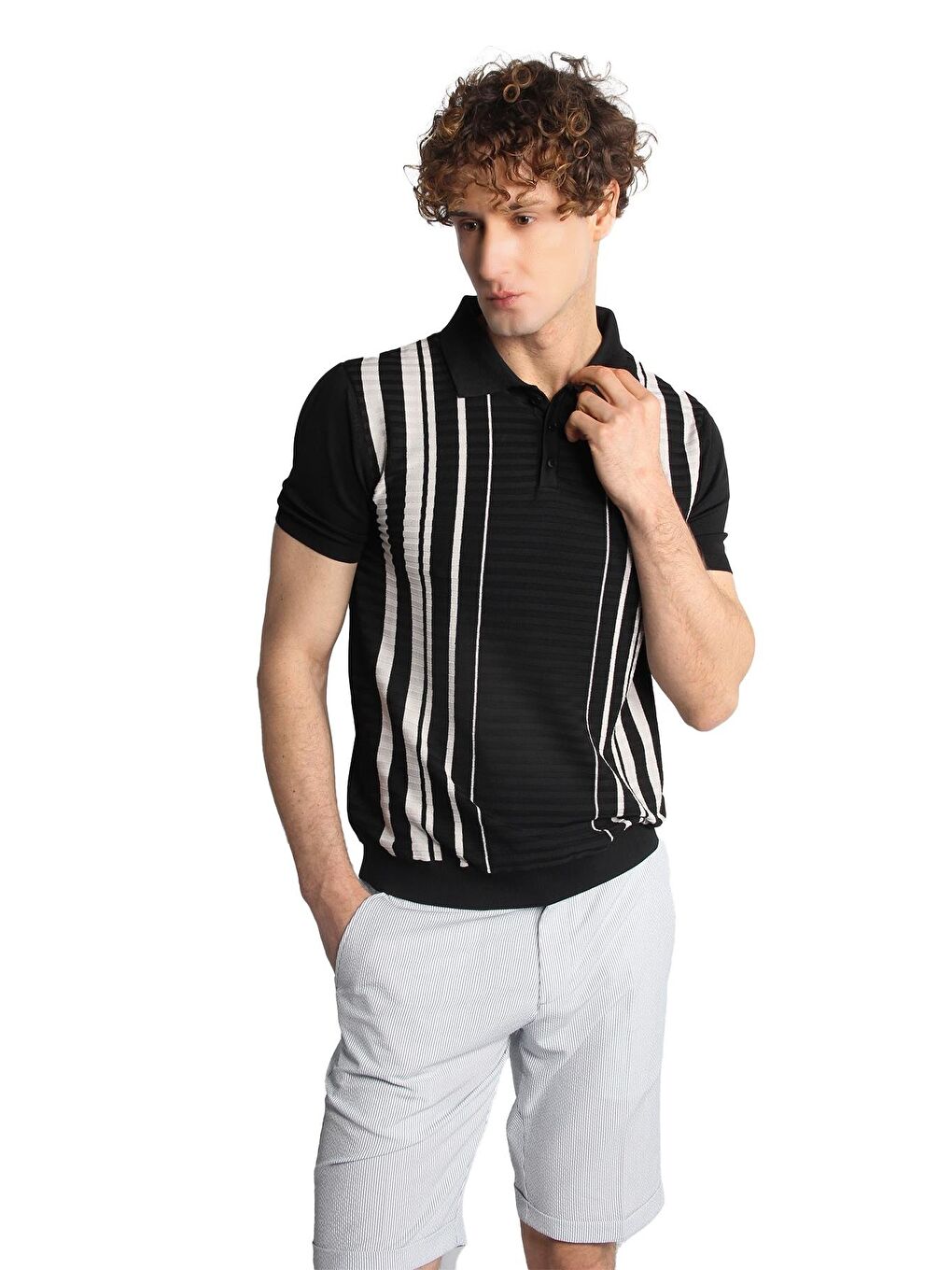 Siyah Slim Fit Dar Kalıp Düğmeli Polo Yaka Desenli Kısa Kollu Triko Tişört-2