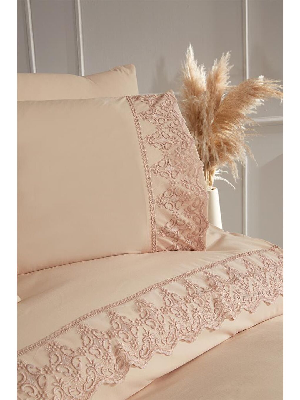 Karışık Fransız Dantelli Fidan Çeyizlik Nevresim Takımı Cappucino-2