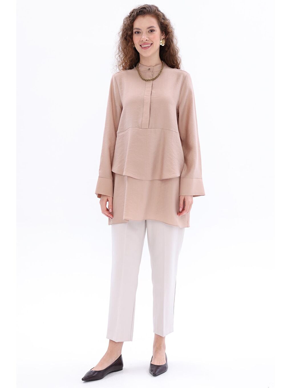 Bej Vizon Volanlı Hakim Yaka Yarım Patlı Tunik-1