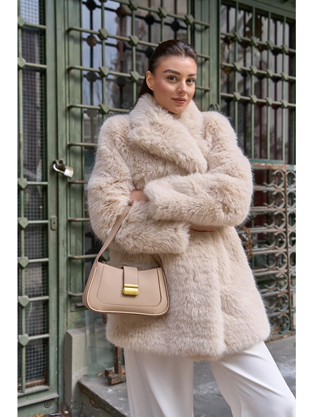 Bej Kısa Askılı Omuz Çantası Vizon-2