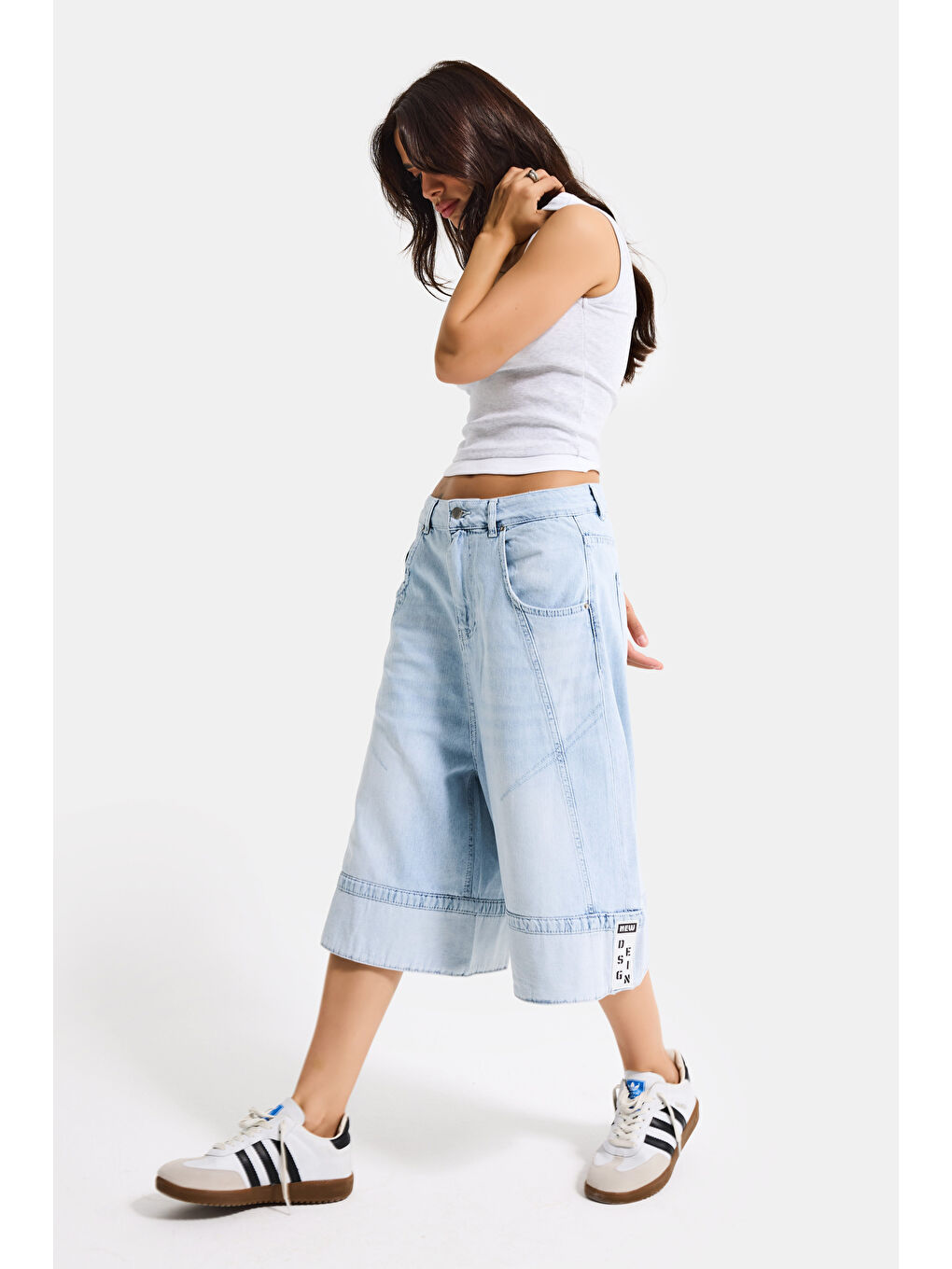 Mavi Kadın Ice Renk 4s6-3 Baggy Fit Maxi Boy Özel Tasarım Denim Bermuda Şort-1