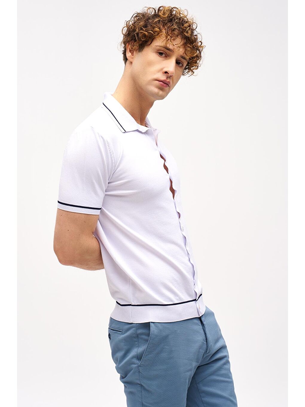 Beyaz Slim Fit Dar Kalıp Düğmeli Polo Yaka Desenli Kısa Kollu Triko Tişört-3