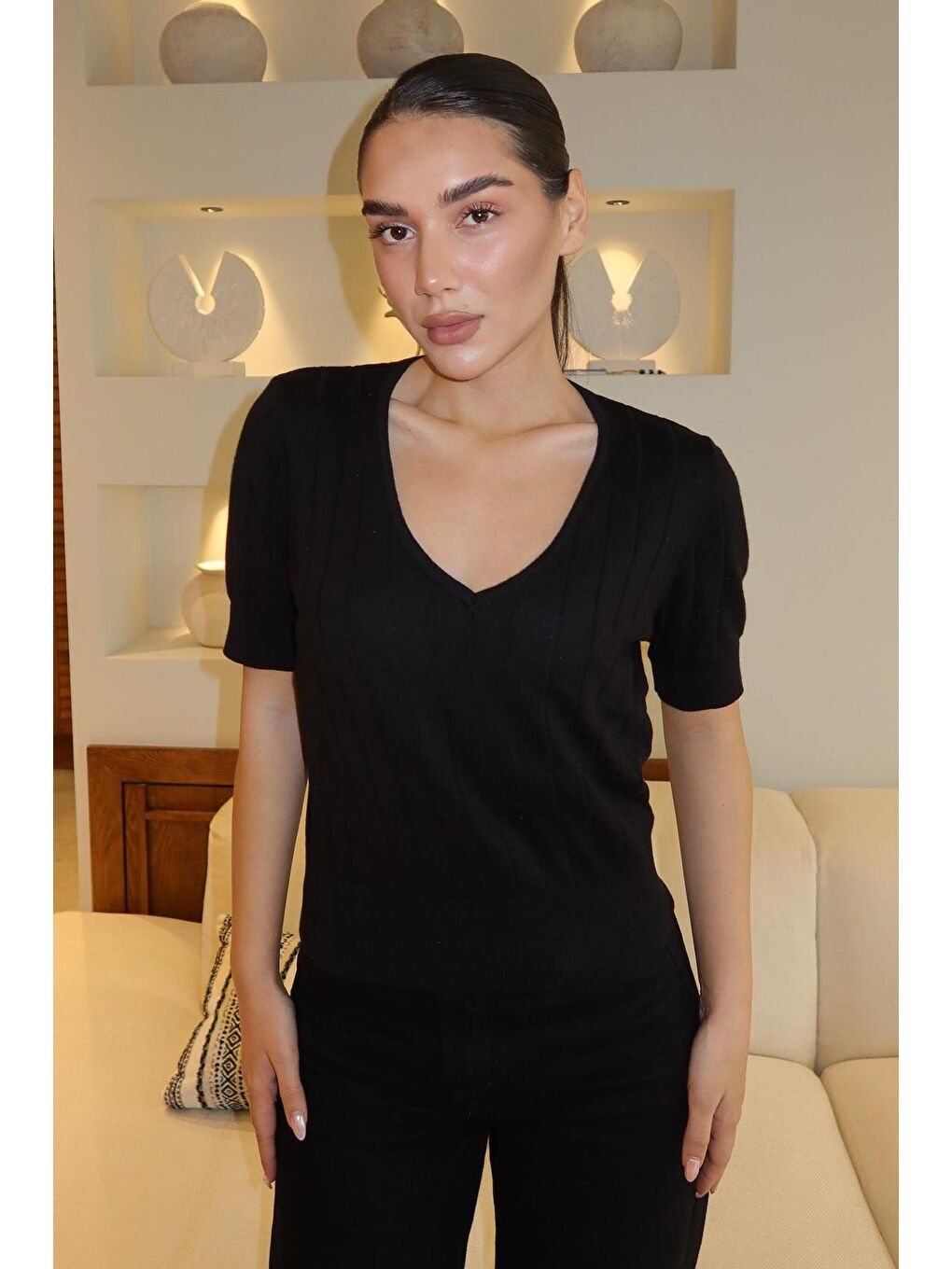 Siyah V Yaka Örgülü Kadın Triko Tişört Mg2369-1