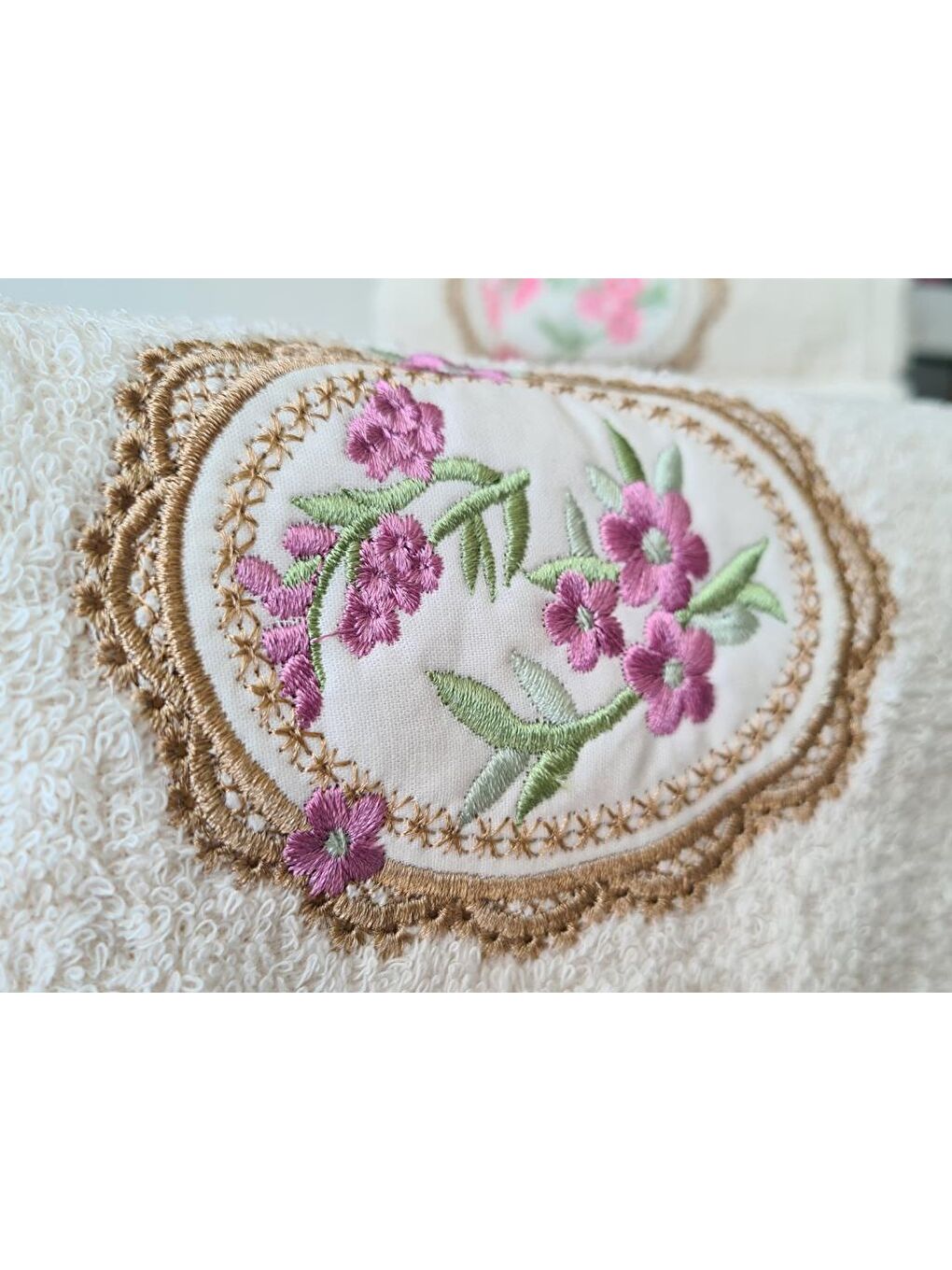 Karışık Gülistan Nakışlı 6 lı El Yüz Havlu Takımı-3