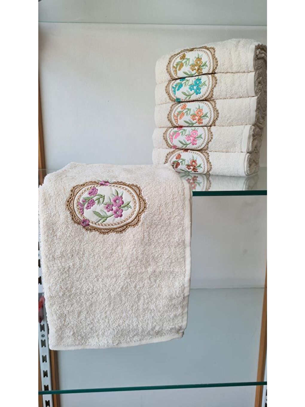 Karışık Gülistan Nakışlı 6 lı El Yüz Havlu Takımı-5