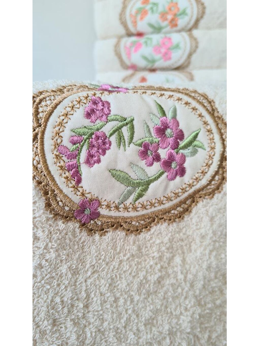 Karışık Gülistan Nakışlı 6 lı El Yüz Havlu Takımı-8