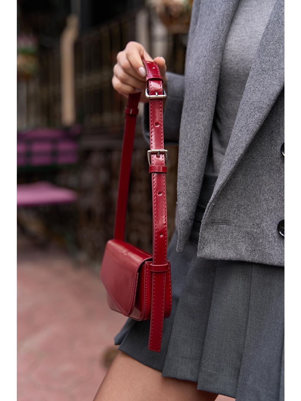 Mia Asimetrik Kesimli Kol Çantası Bordo-4