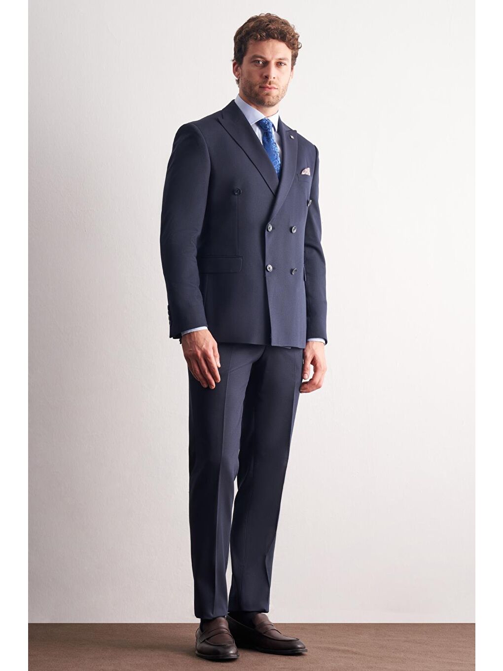 Koyu Lacivert Kılıç Yaka Tam Astar 6 Drop Slim Fit Takım Elbise 1001255158