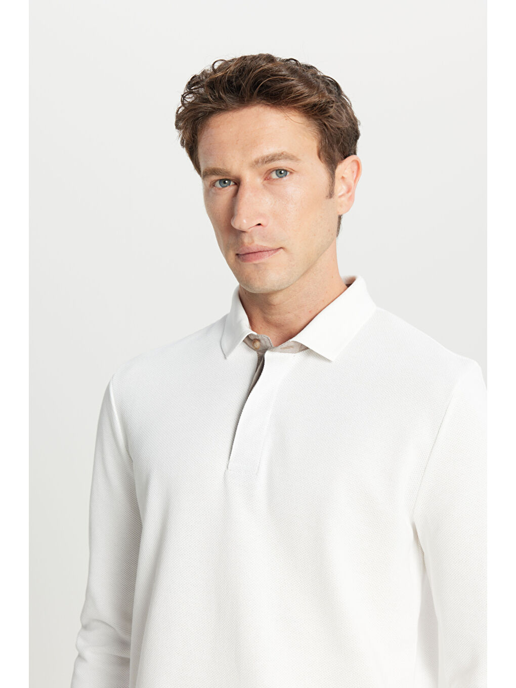 Erkek Ekru %100 Pamuk Slim Fit Dar Kesim Polo Yaka Uzun Kollu Tişört-3