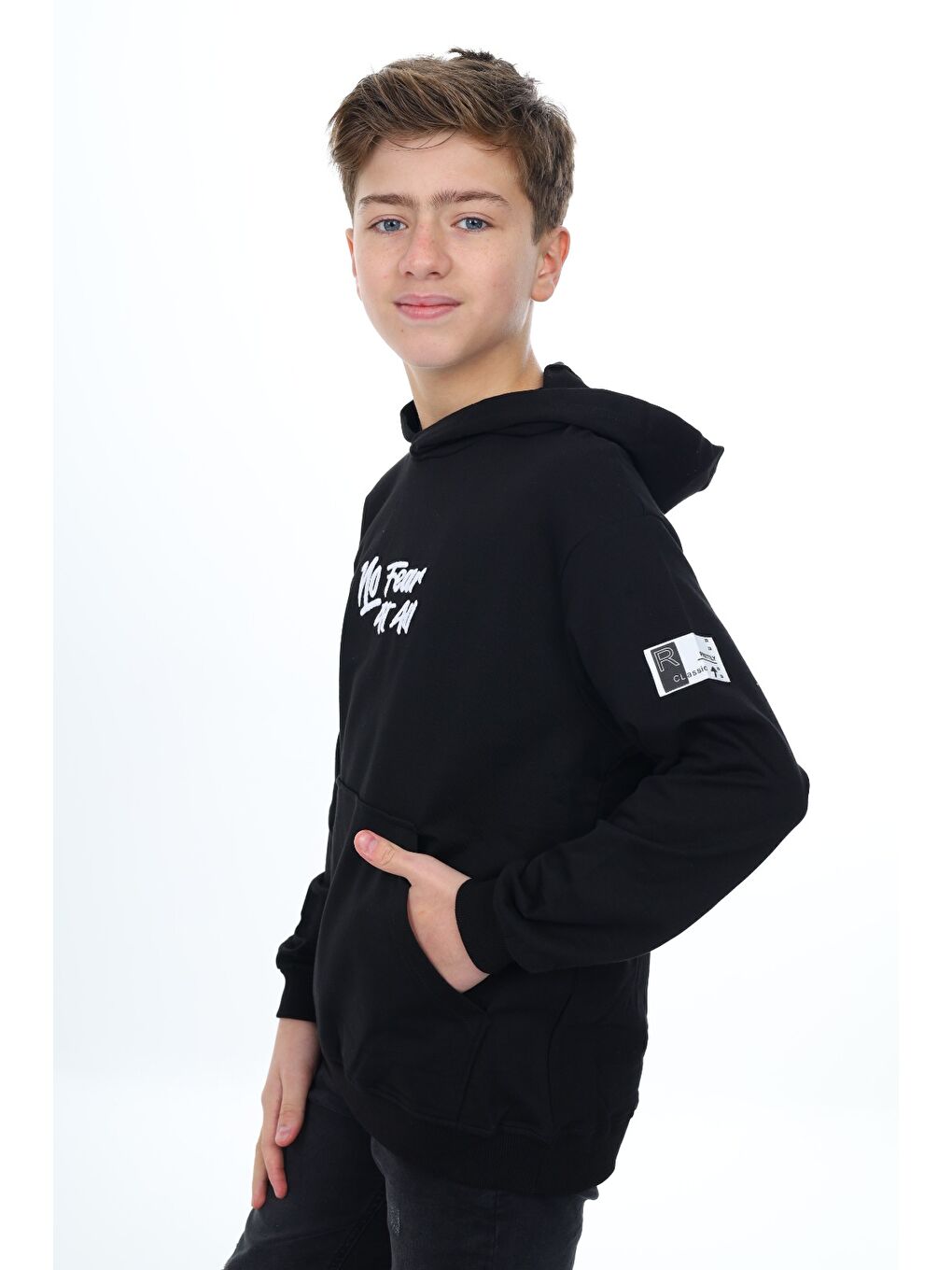 Siyah Erkek Çocuk Nakışlı Sweatshirt-1