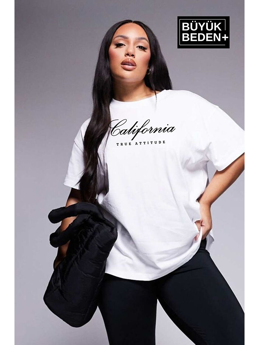 Beyaz Kadın Büyük Beden El Yazılı California Baskılı Bisiklet Yaka Tshırt SPR25BTSK13-1