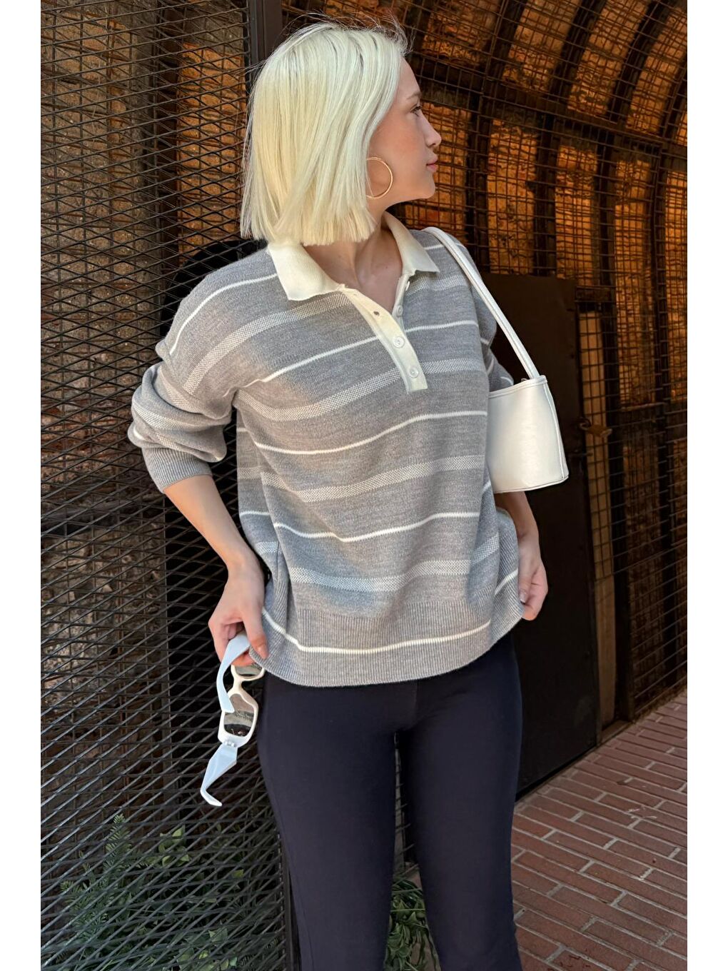 Gri Çizgili Polo Yaka Kadın Kazak Mg2476-3