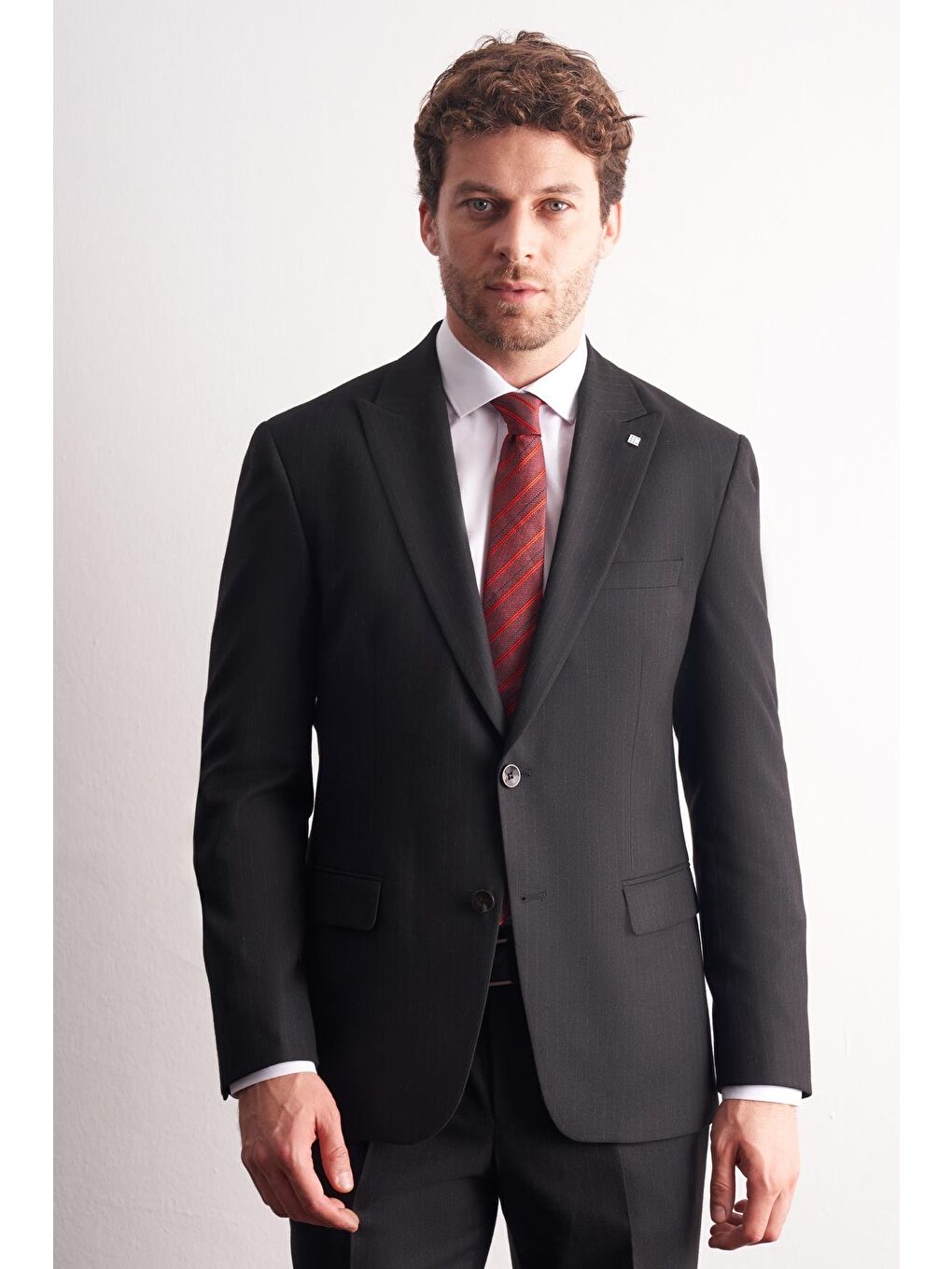 Siyah Kırlangıç Yaka Çizgili Desen Slim Fit 6 Drop Takım Elbise 1001255166-1