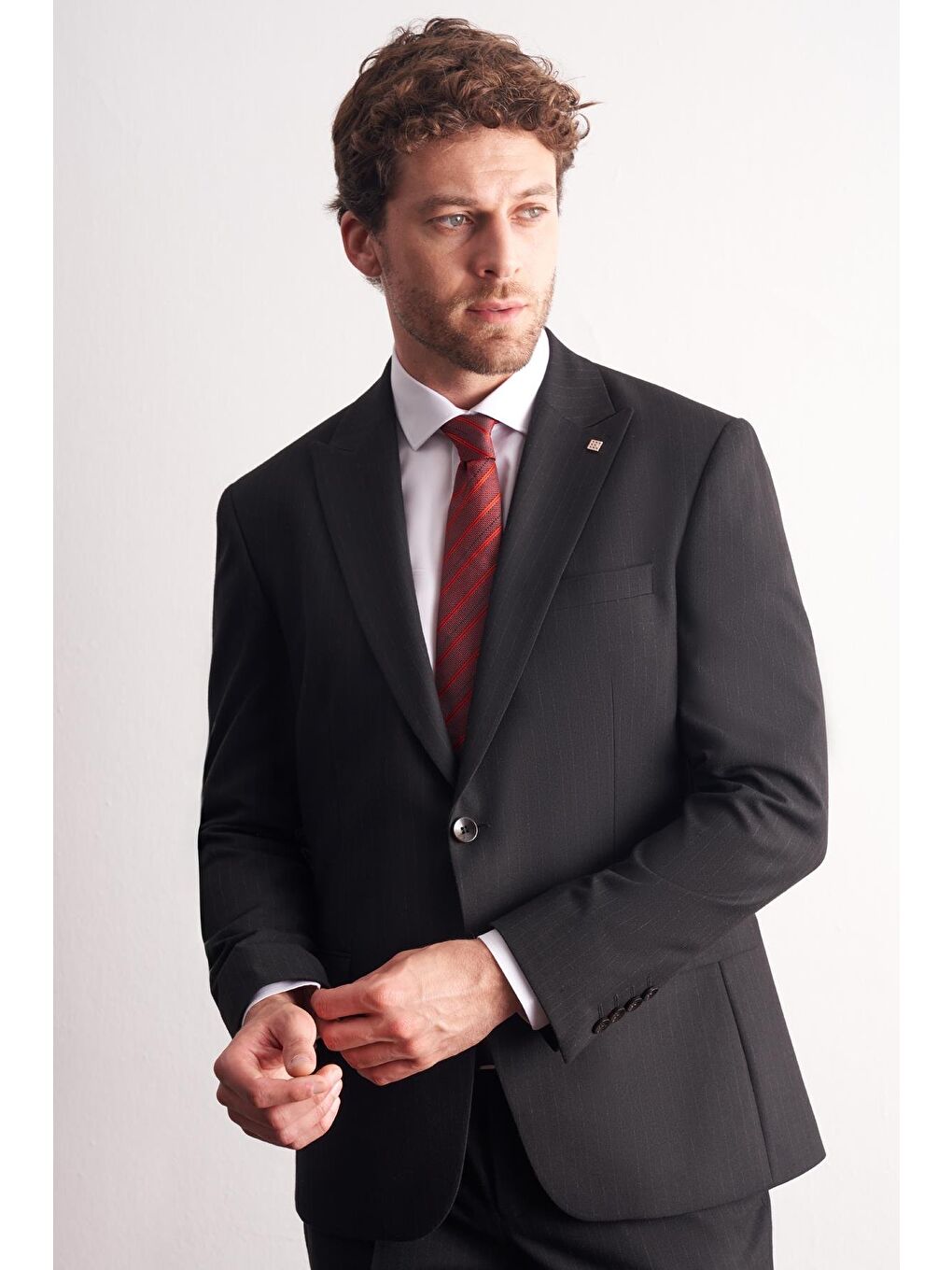 Siyah Kırlangıç Yaka Çizgili Desen Slim Fit 6 Drop Takım Elbise 1001255166-3