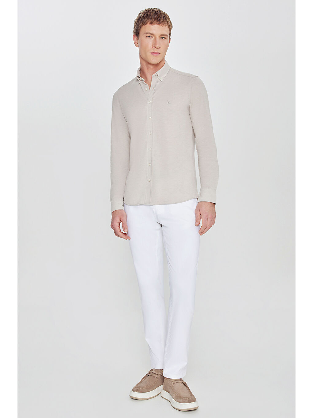 Erkek Bej 360 Her Yöne Esneyen Pamuklu Tailored Slim Fit Dar Kesim Düğmeli Yaka Örme Gömlek-1