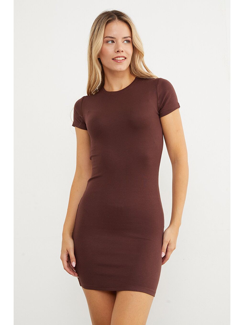 Kahverengi Basic Bisiklet Yaka Elastanlı Elbise-1