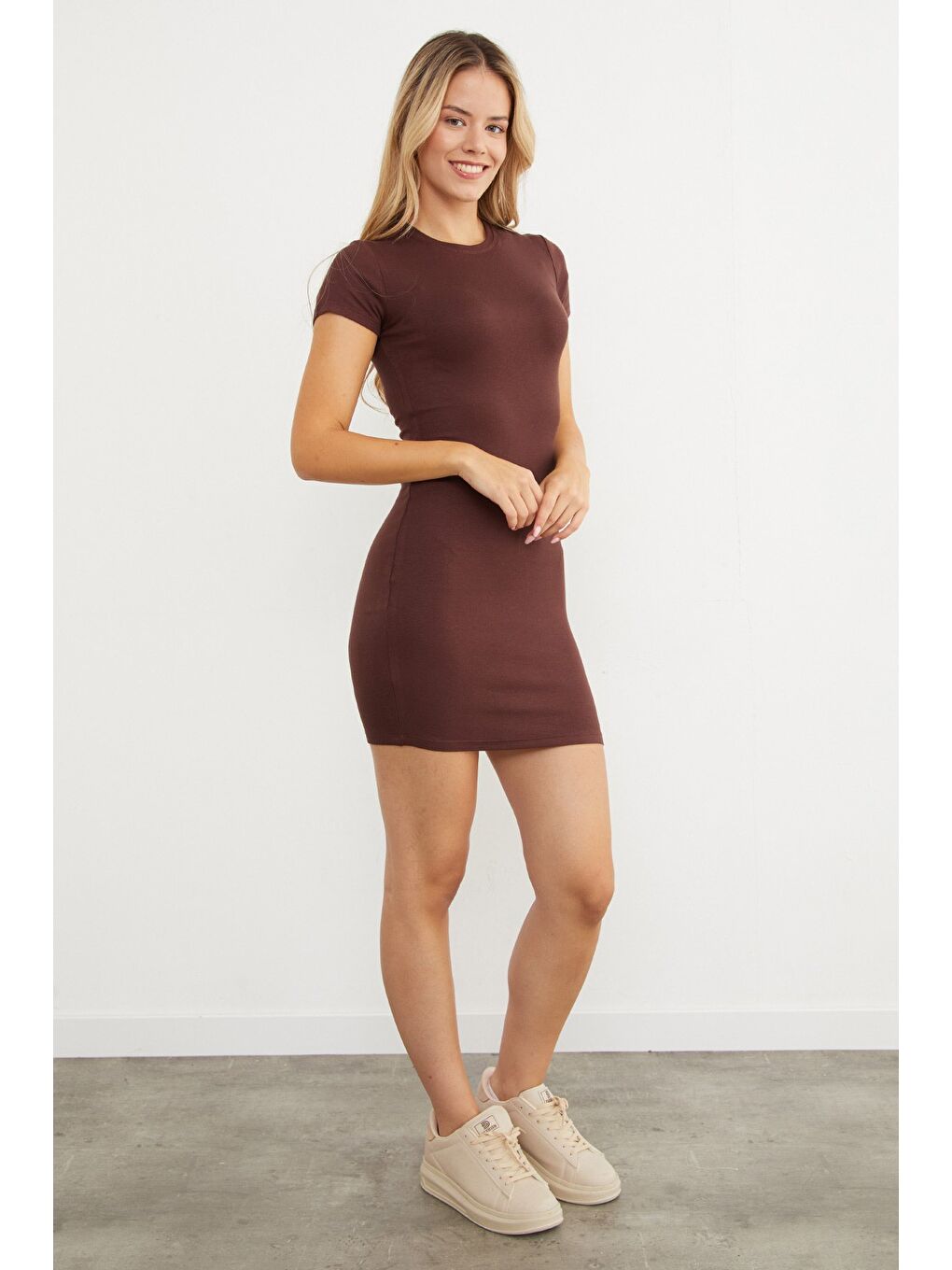 Kahverengi Basic Bisiklet Yaka Elastanlı Elbise-2
