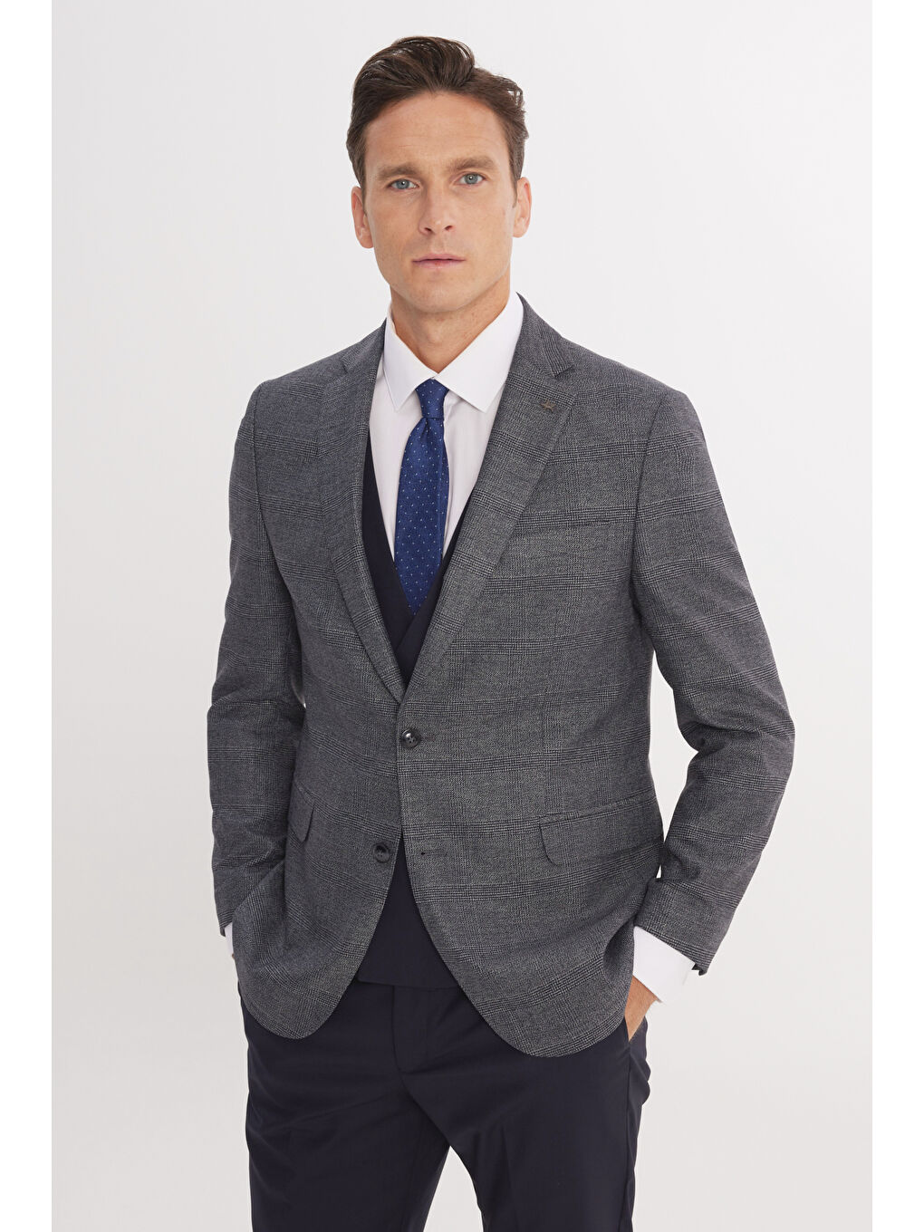 Mavi Erkek Koyu Lacivert-Beyaz Slim Fit Mono Yaka Kareli Kapak Cepli Yelekli Takım Elbise
