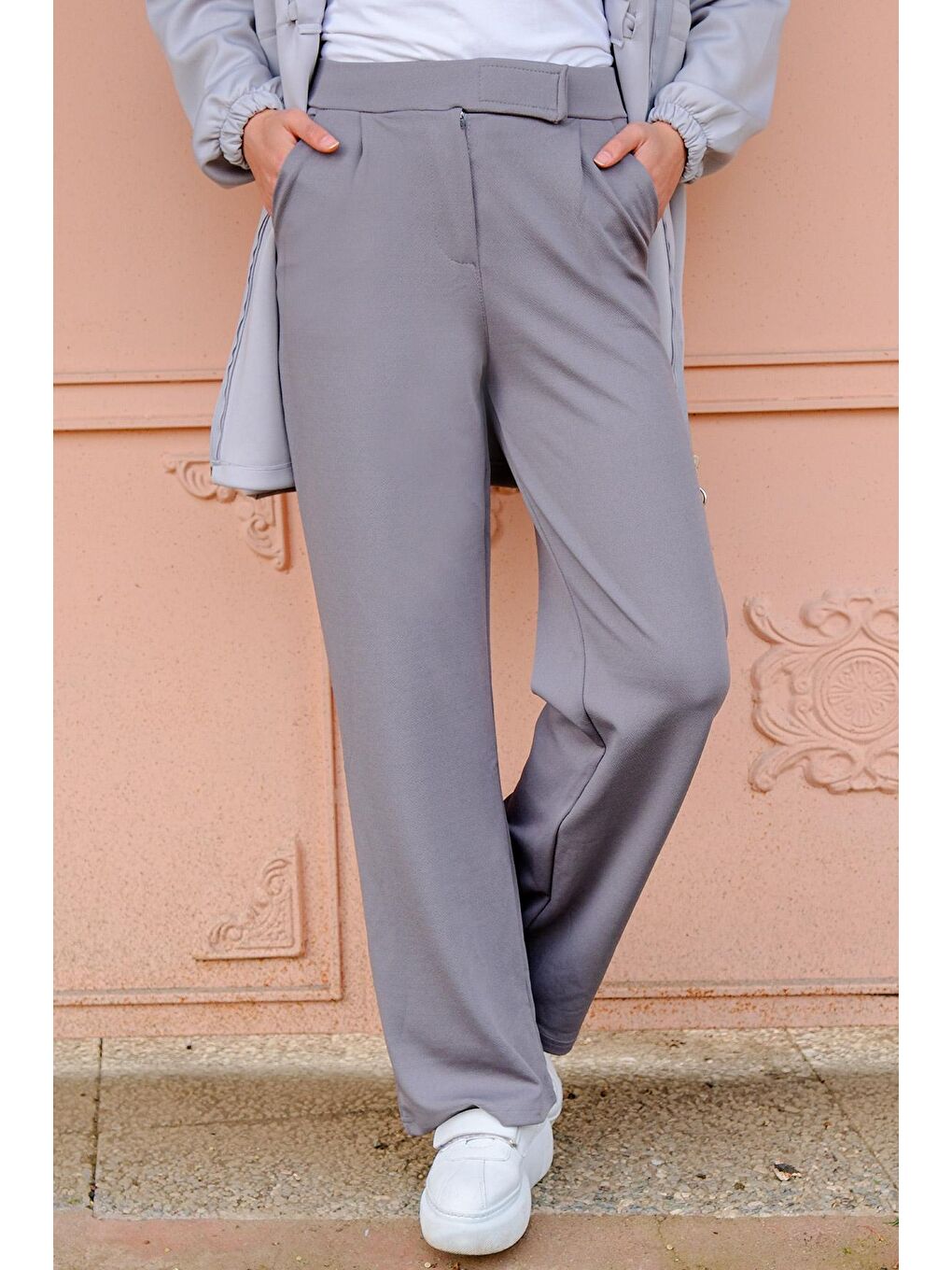 Yüksek Bel Lastikli Bol Paça Pantolon Gri-4