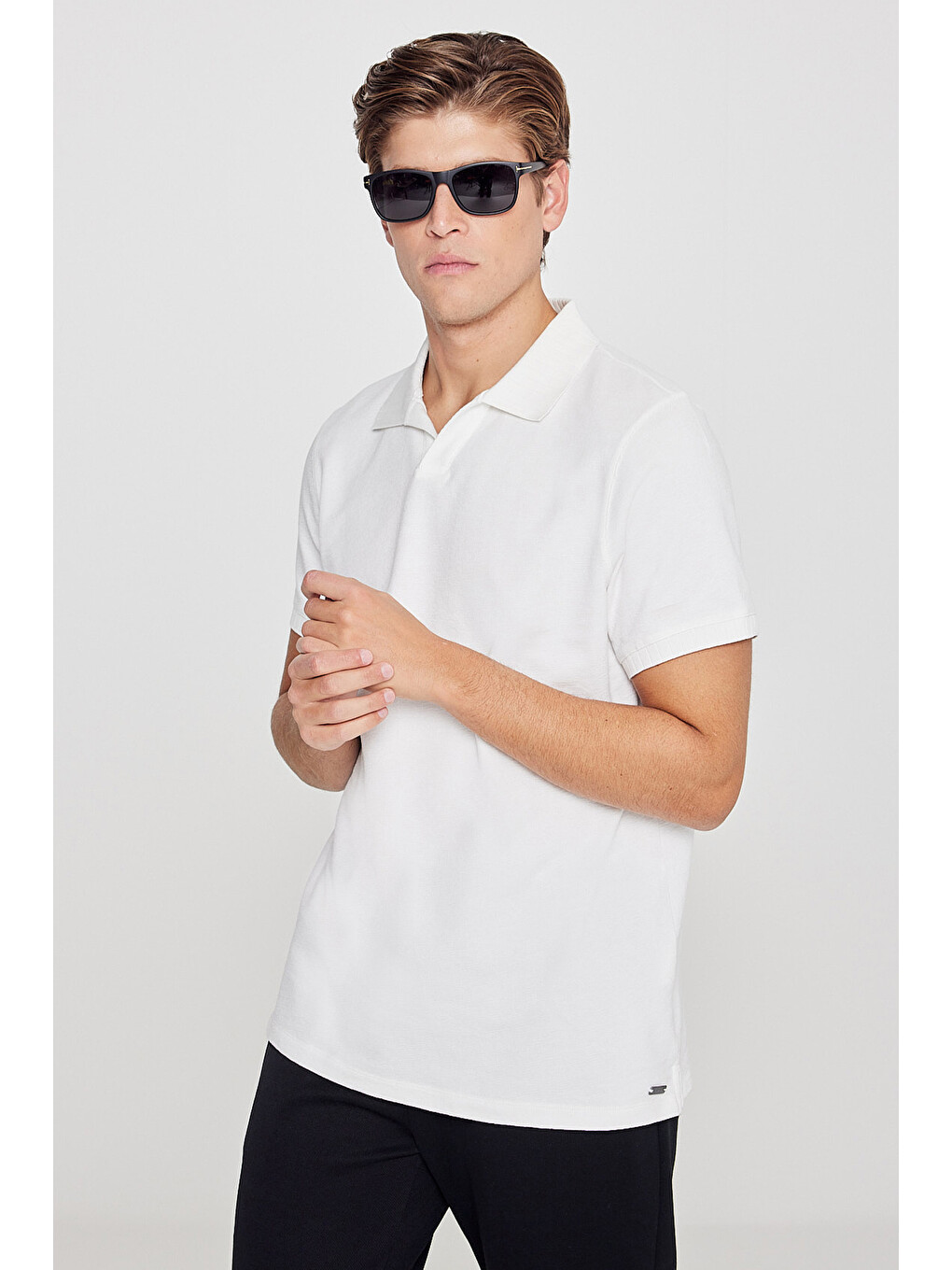 Erkek Ekru %100 Pamuk Slim Fit Dar Kesim Polo Yaka Jakarlı Tişört-2