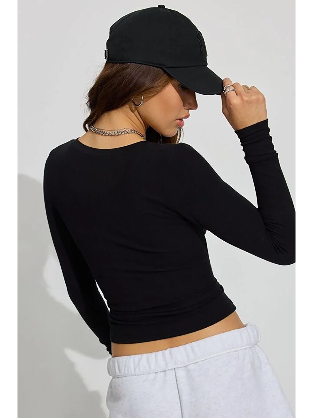 Siyah V Yaka Uzun Kollu Kaşkorse Body Mg2192-3