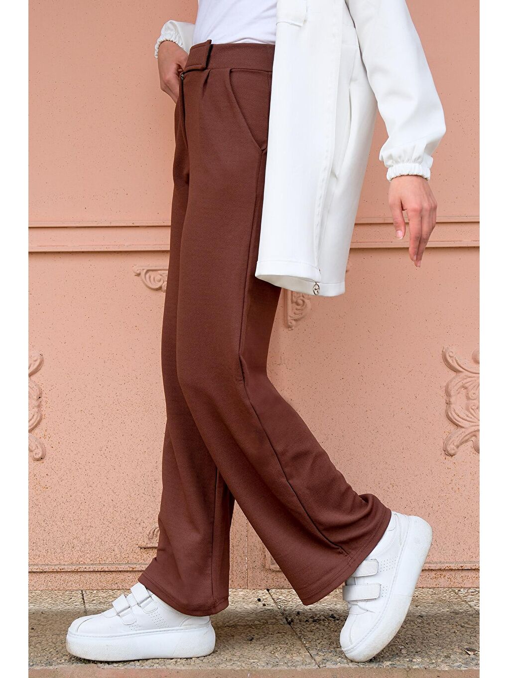 Yüksek Bol Paça Pantolon Kahverengi-3